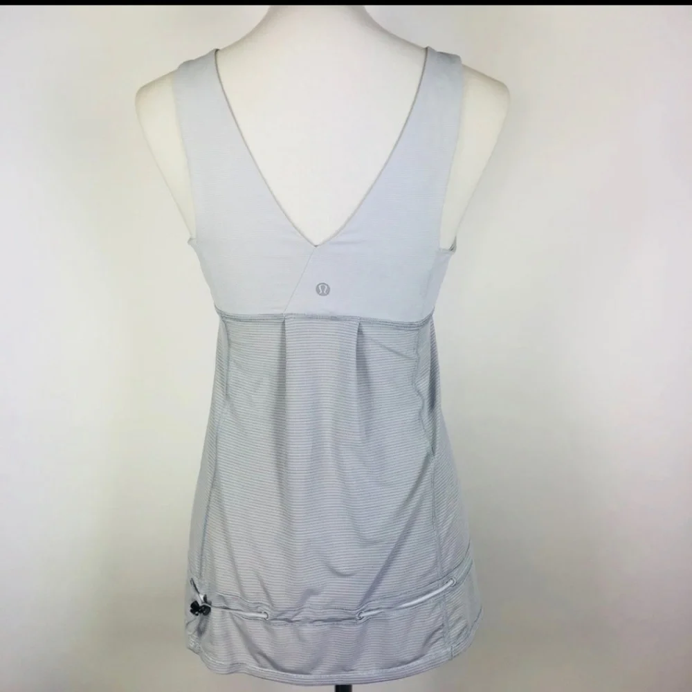 NWT Lululemon Hustle & Bustle tank- grey